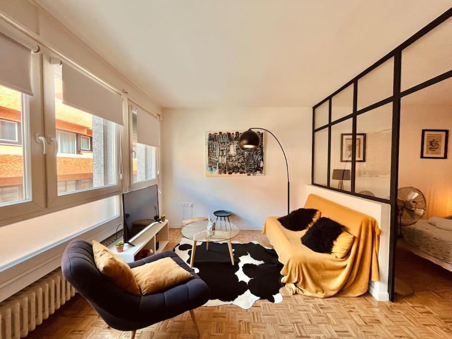 Appartement T2 Renove Proche Centre / Gare *